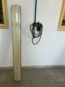 Prachotěsné svítidlo.