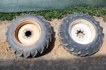 Zetor crystal 12145 16145 zadní kola 18,9-34 85% vzorek