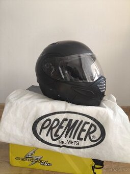 Premier helma na motorku vel.s sleva -100kč