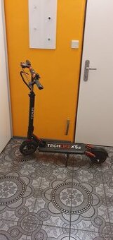techlife x5s- elektrokoloběžka