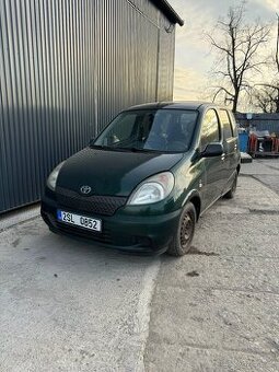 Toyota Yaris Verso na Náhradní díly