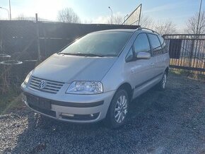 Volkswagen Sharan 2,0 TDi - náhradní díly - 1