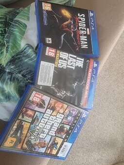 Prodám hry na ps 4