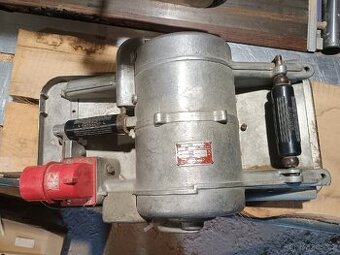 Tesařský hoblík Mafell MU 260 mm