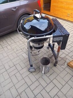 zahradní gril weber