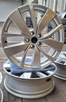 Alu Renault 20" zánovní 5x114