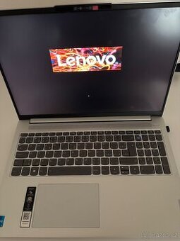 Lenovo IdeaPad Slim 5 16IAH8 – jako nový, v záruce