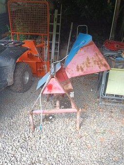 Prodám špalíkovač za traktor/malotraktor