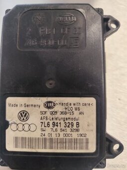 Škoda superb  7L6 941 329 B