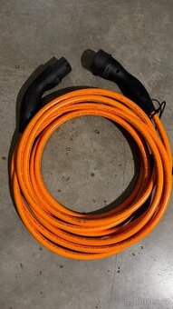 Nabíjecí kabel typ 2 pro elektromobily a. plug-in vozy