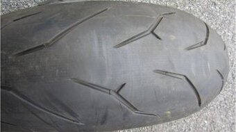 Píchlé Pirelli 190/55/17, DOT3415