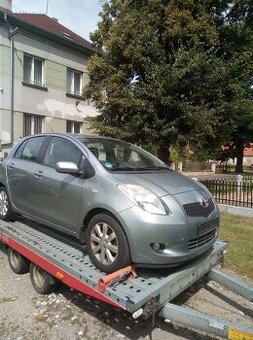 Toyota Yaris 1.3 VVTi 64kw rok 6/2008 Team edition