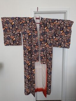 Modré komon kimono