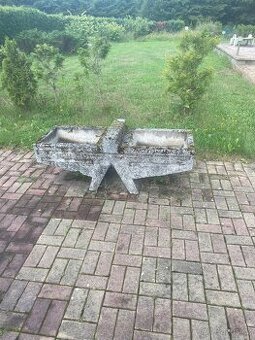 Betonový květináče