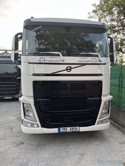 Volvo FH tahač 6X2 hydraulika