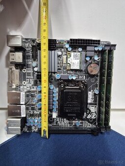 Základní deska Gigabyte GA-B75N mITX + RAM + i/o Shield