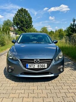 Mazda 3 sedan 2014