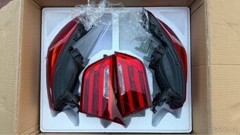 BMW F32 F33 F36 zadní světla