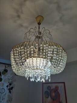 Křišťálový lustr