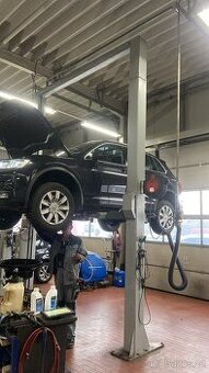 Dvousloupový hydraulický zvedak Nussbaum 4t