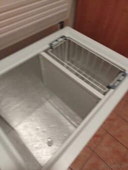 Pultový mrazák 199L