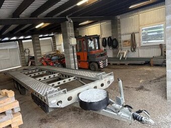 Přívěsný vozík VAAP na 2 aotomobily Perfektní stav.