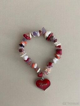 Nový krásný náramek - srdce Hana