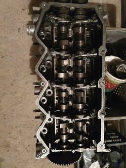 Nissan X-Trail T30 YD22 – Náhradní díly na motor