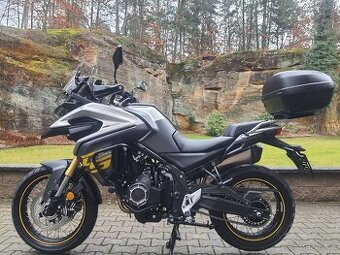 Voge 525DSX TOP STAV - 5800 KM 117.000,- Kč