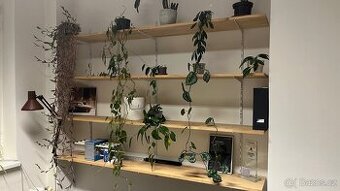 Police/regály na stěnu