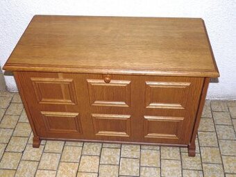 rustikální vyklápěcí botník