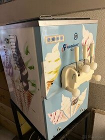 Zmrzlinový stroj-frigomat