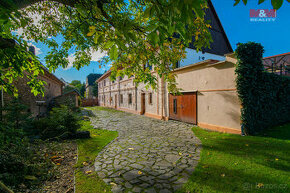 Prodej rodinného domu, 450 m², Chotiněves - 1