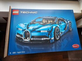 LEGO Technics 42083 Bugatti Chiron - 1