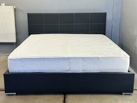 Manželská postel 180x200 s matrací | top stav