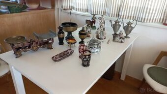 Prodám drobné starožitnosti.