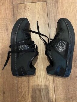 Adidas Fiveten