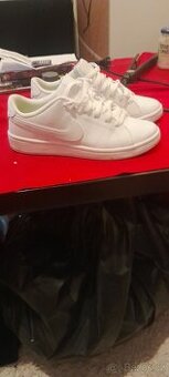 Nike vel 38