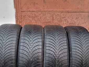 Celoroční Falken 225/45/19