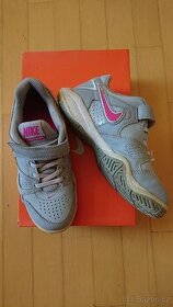 tenisky Nike dětské vel. 32
