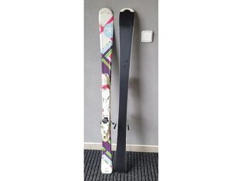Rossignol fun girl juniorské lyže, délka 130 cm, rádius 10 m