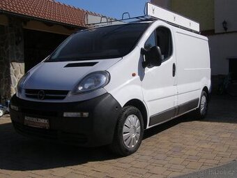 Vivaro 1.9DCI 60kw 117000km 1 majitel po STK