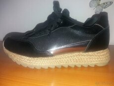 Černé tenisky Bestelle s espadril podrážkou vel. 40 - 1