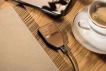 Trezor Safe 5 Freedom Edition (zablombovaný) - 1