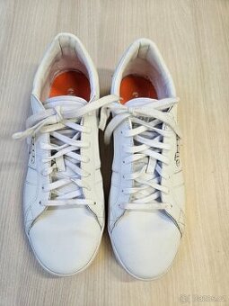 Prodám boty Ellesse bílé, velikost 43 - pěkný stav