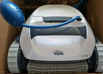Bazénový vysavač Dolphin E10, Pc 16200 Kč Sleva, 15m3
