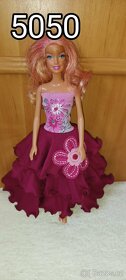 Šatičky na barbie panenky