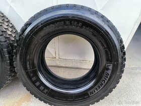 Michelin XZE 2+ 285/70 R19,5 144 M
