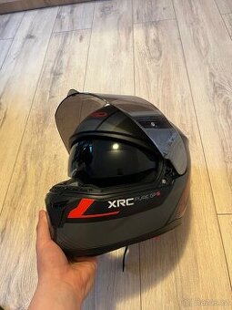 Přilba na moto