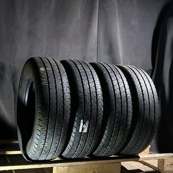 Letní pneu 225/75 R16C 121/120P Nokian 7mm
